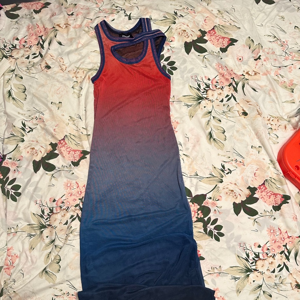 Dress - Picture 4 of 8